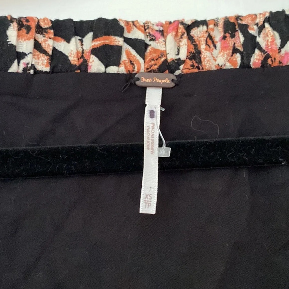 Free People Jael Cutout Mini Dress XS‎ Long Sleeves Black Floral NWOT Bohemian - Picture 9 of 12